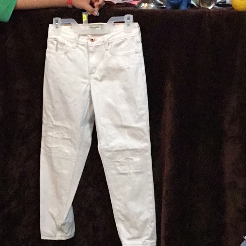 Abercrombie white girl’s jeans